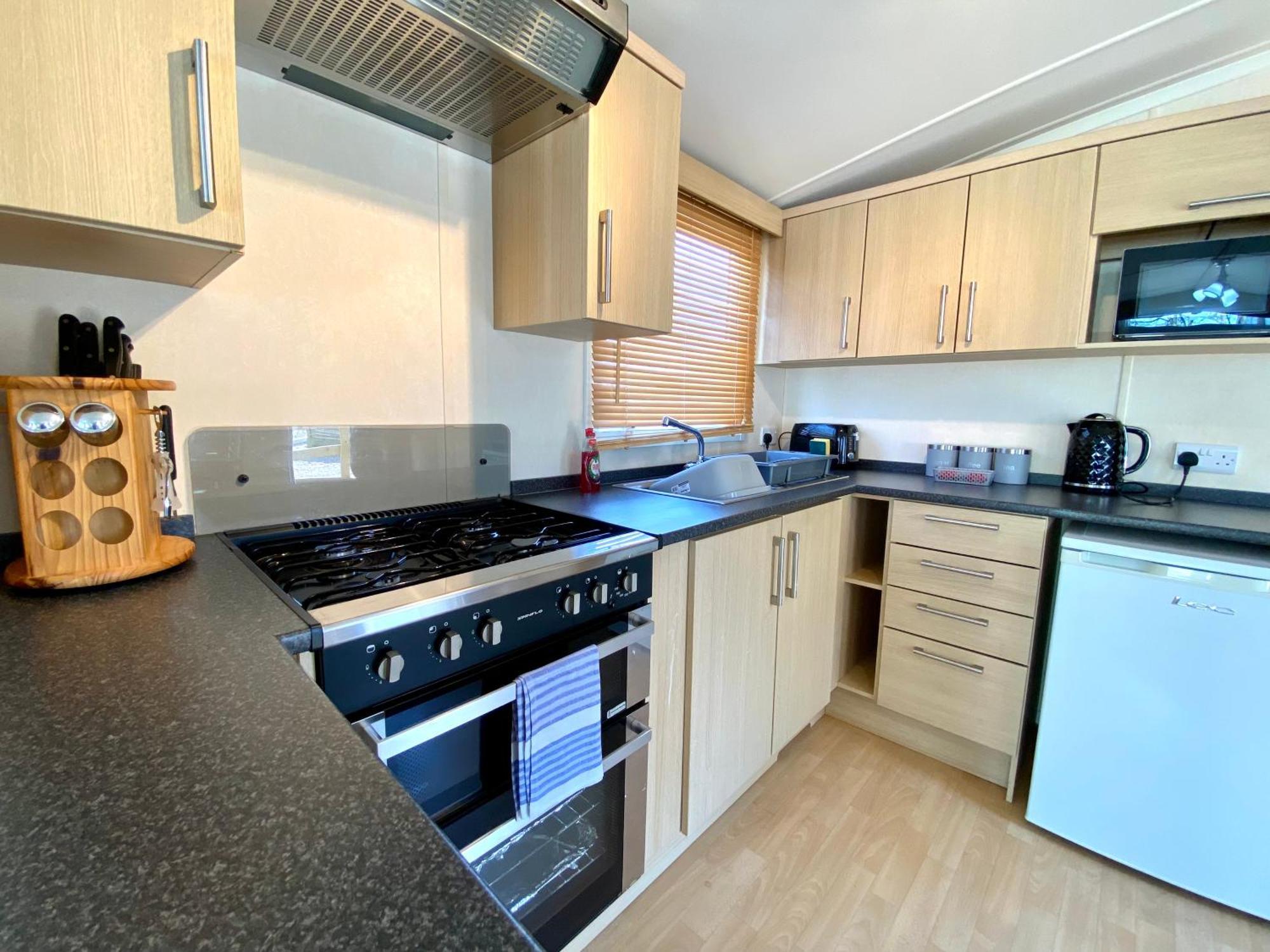 Elletson Park Wood Fired Hot Tubs, Caravans & Pods Pilling Exterior foto
